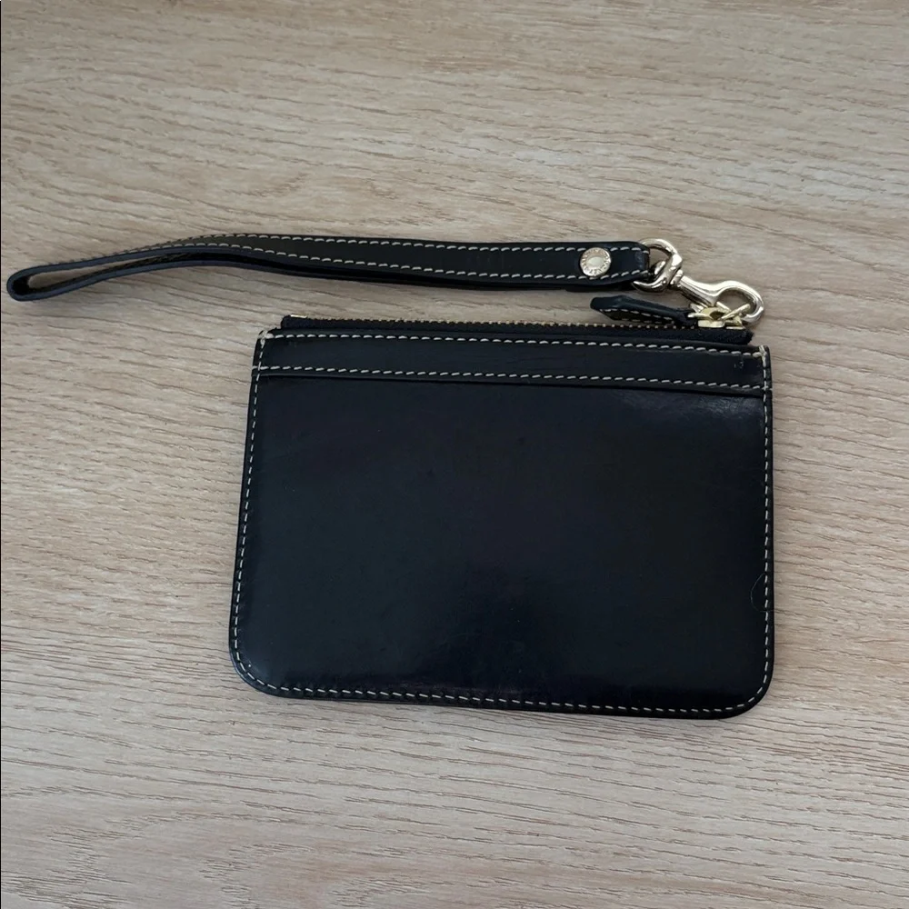 Dooney‎ & Bourke Black Leather Zip Wristlet • AWL • Gold Plaque - Picture 3 of 9